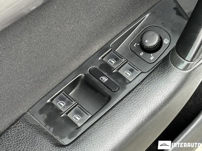 Volkswagen Passat 46 interauto-car