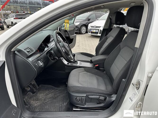 Volkswagen Passat 35 interauto-car