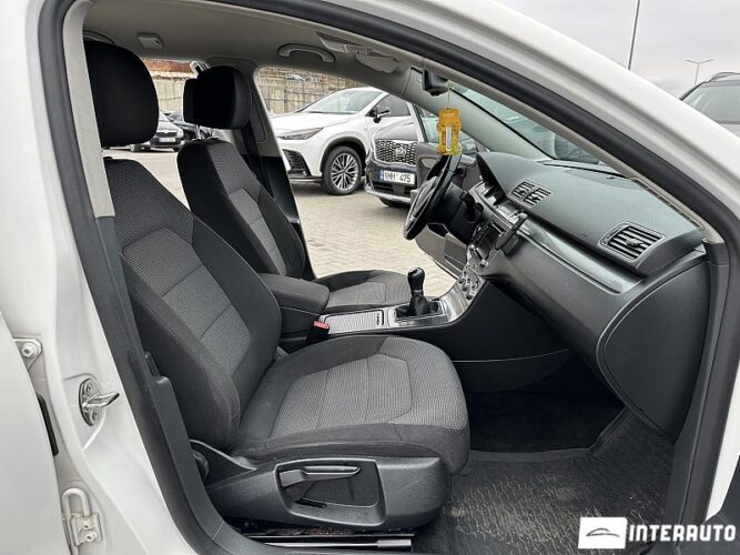 Volkswagen Passat 44 interauto-car