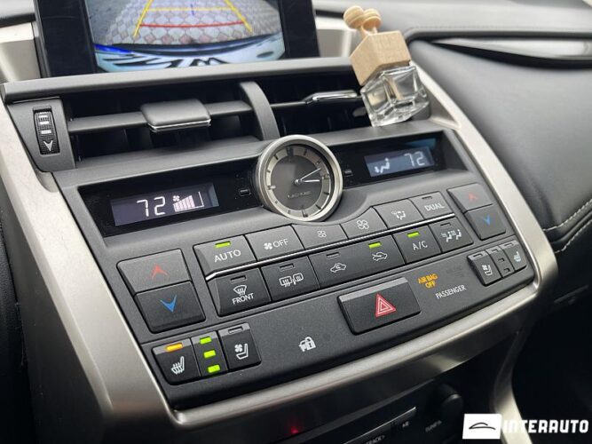 Lexus NX 300H 43 interauto-car