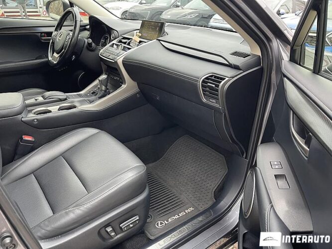 Lexus NX 300H 46 interauto-car