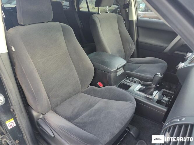 Toyota Land Cruiser Prado 39 interauto-car