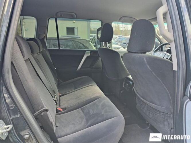 Toyota Land Cruiser Prado 41 interauto-car