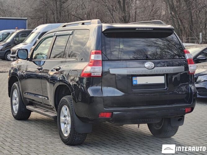 Toyota Land Cruiser Prado 35 interauto-car