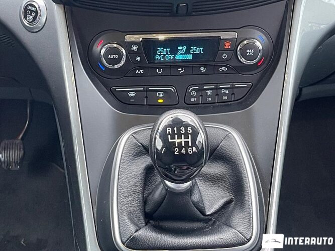 Ford C-MAX 42 interauto-car