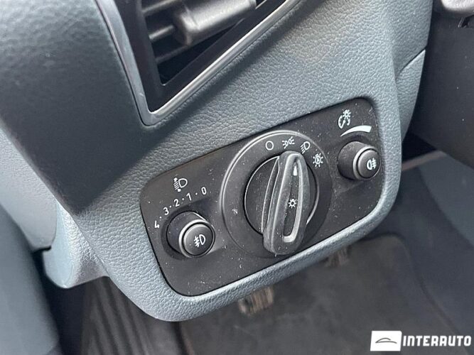 Ford C-MAX 46 interauto-car