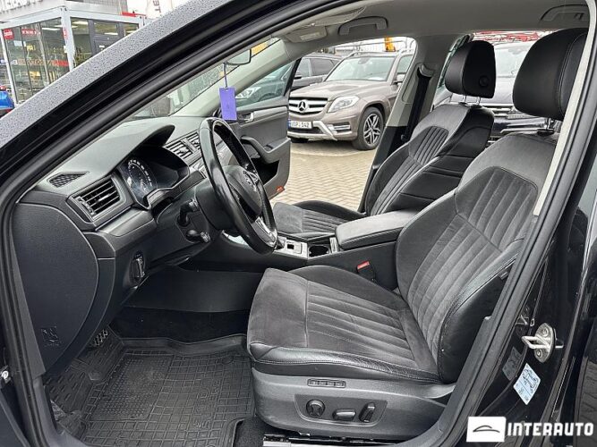Skoda Superb 37 interauto-car