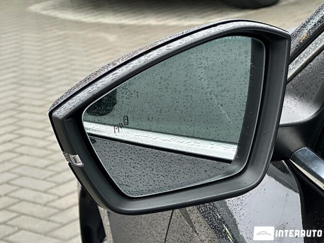 Skoda Superb 48 interauto-car