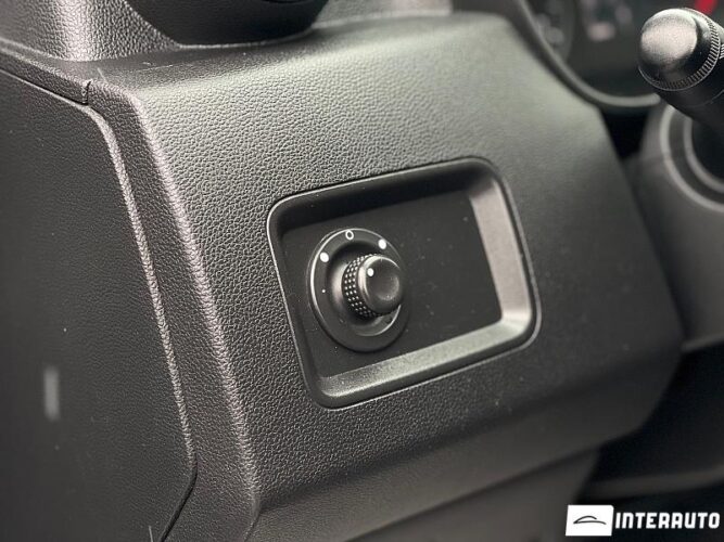 Dacia Duster 36 interauto-car