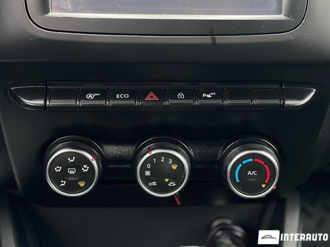 Dacia Duster 42 interauto-car