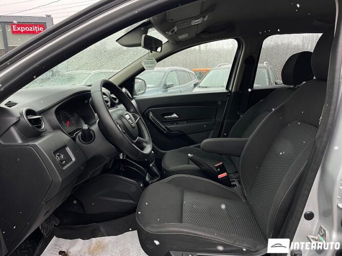 Dacia Duster 33 interauto-car