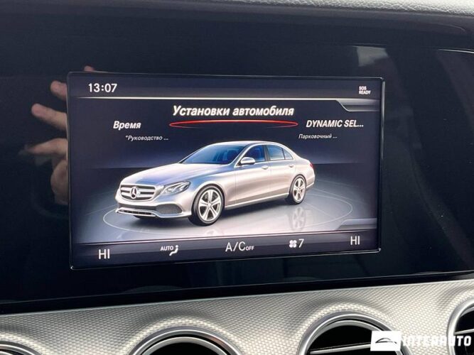 Mercedes E 220 40 interauto-car