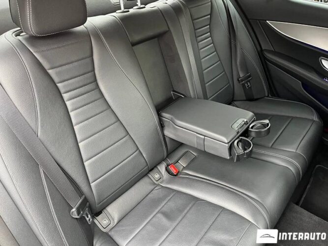 Mercedes E 220 48 interauto-car