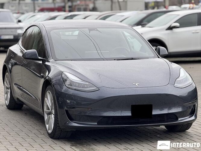 Tesla Model 3 30 interauto-car