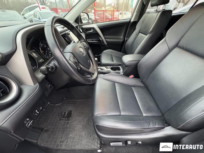 Toyota Rav-4 52 interauto-car