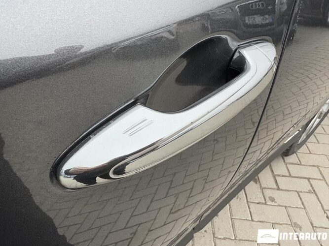 Toyota Rav-4 48 interauto-car