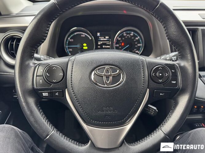 Toyota Rav-4 56 interauto-car