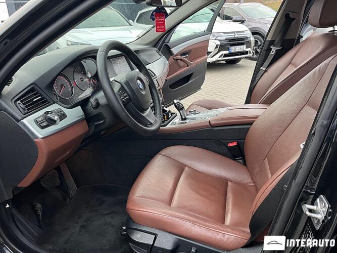 BMW 520 32 interauto-car
