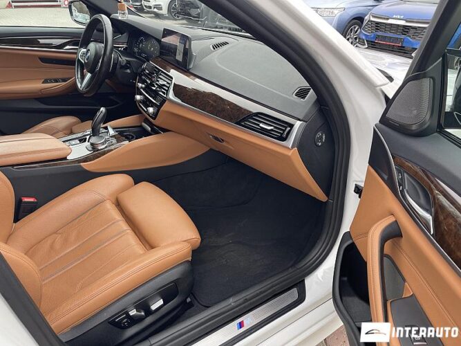 BMW 530 51 interauto-car