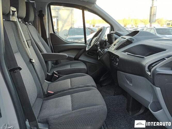 Ford Transit 33 interauto-car