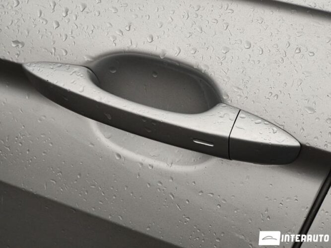 Volkswagen Tiguan 46 interauto-car