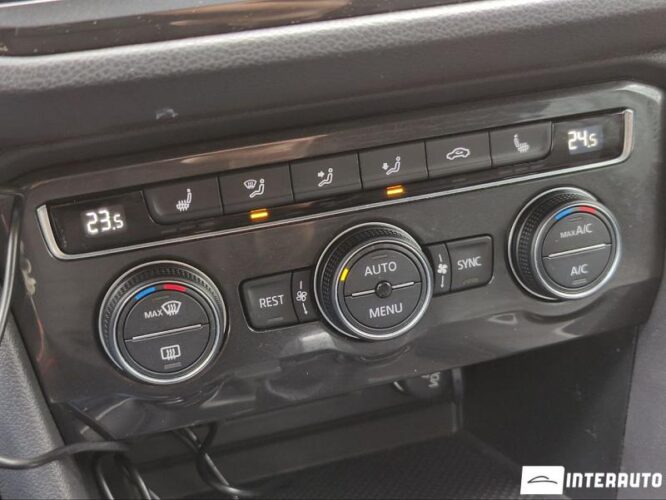 Volkswagen Tiguan 41 interauto-car