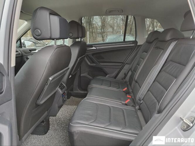 Volkswagen Tiguan 36 interauto-car