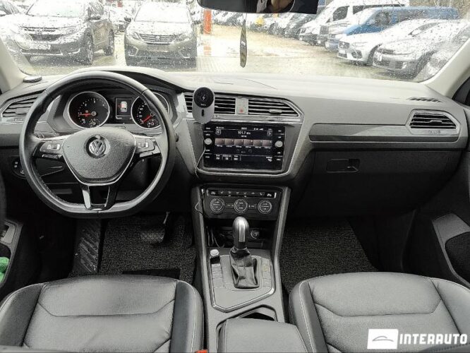 Volkswagen Tiguan 34 interauto-car