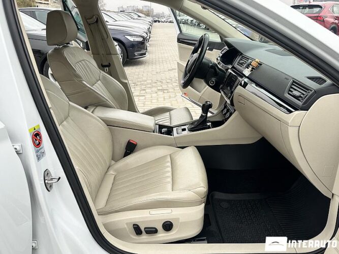 Skoda Superb 51 interauto-car