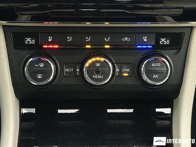 Skoda Superb 46 interauto-car