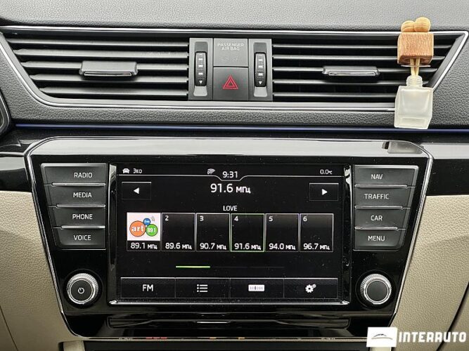 Skoda Superb 44 interauto-car