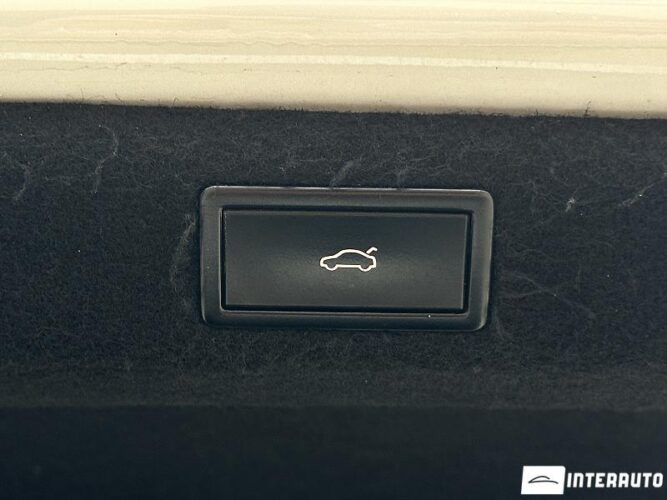 Skoda Superb 59 interauto-car