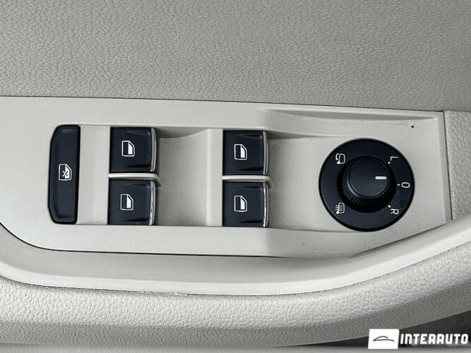 Skoda Superb 55 interauto-car