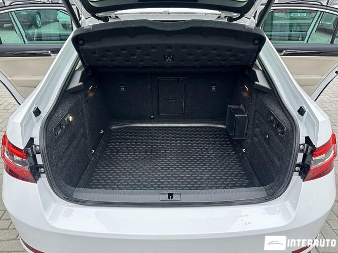 Skoda Superb 58 interauto-car