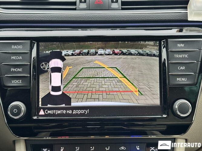 Skoda Superb 45 interauto-car