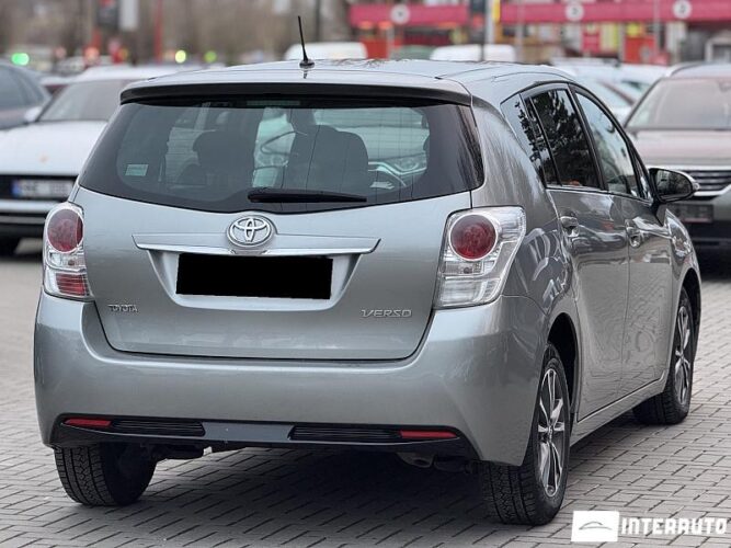 Toyota Verso 33 interauto-car