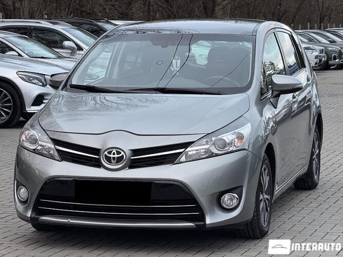 Toyota Verso 30 interauto-car