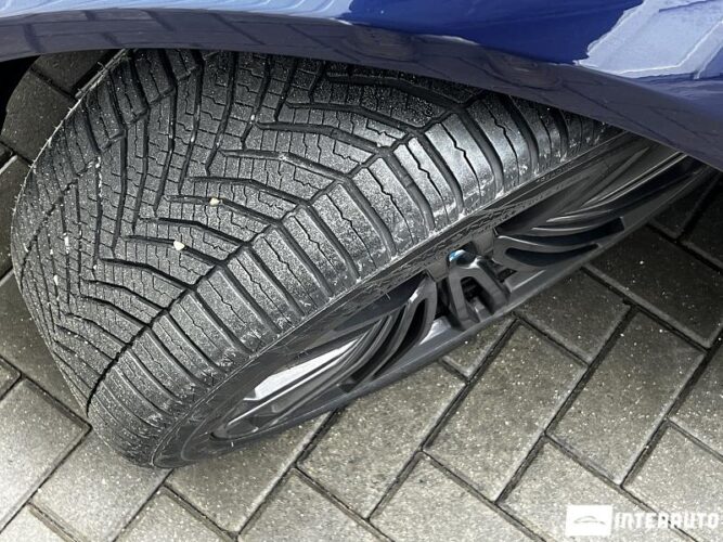 BMW 520 60 interauto-car