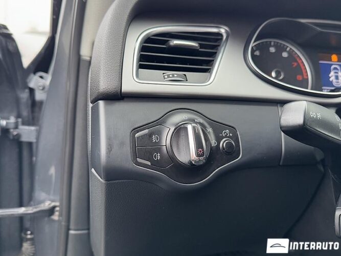 Audi A4 44 interauto-car