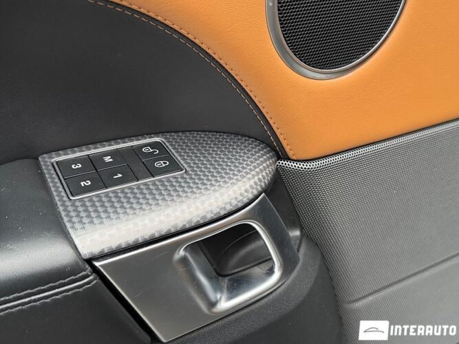 Land Rover Range Rover Sport 47 interauto-car