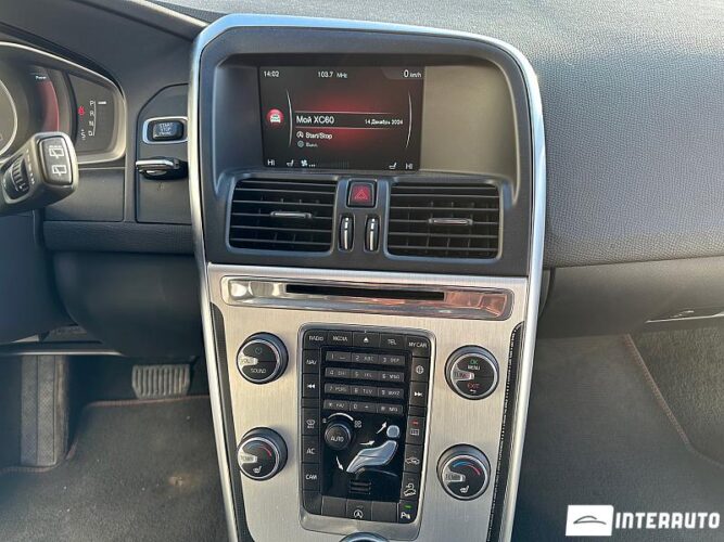 Volvo XC 60 40 interauto-car