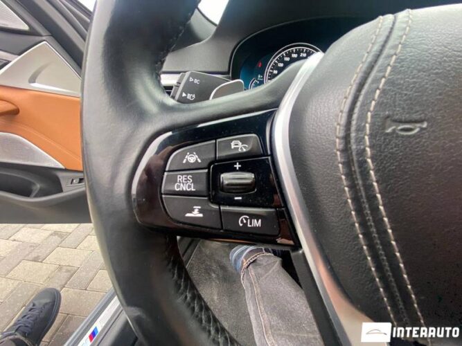 BMW 520 38 interauto-car