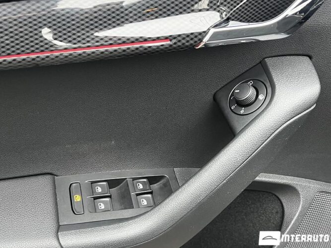 Skoda Octavia RS 48 interauto-car