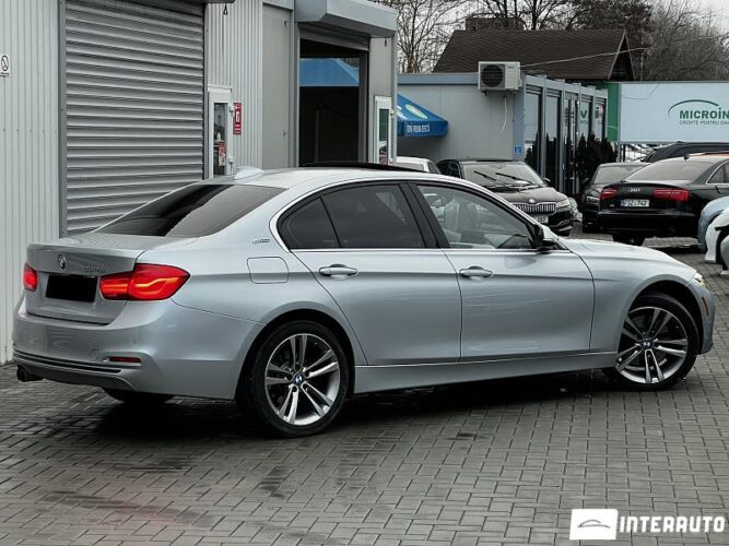 BMW 330E 34 interauto-car