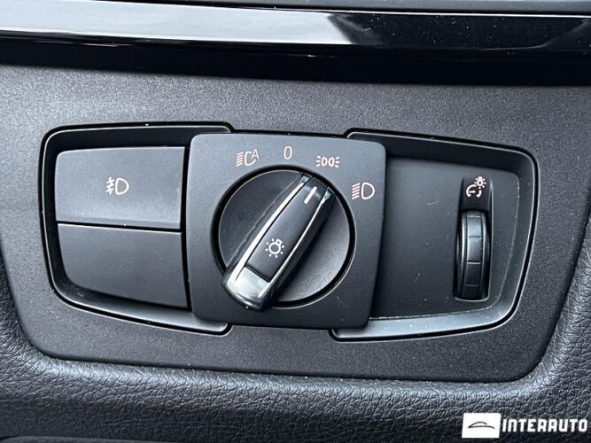 BMW 330E 47 interauto-car