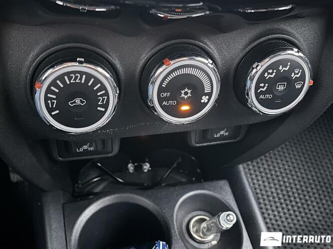 Mitsubishi ASX 41 interauto-car