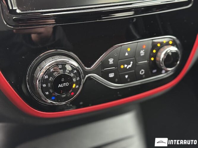 Renault Captur 47 interauto-car