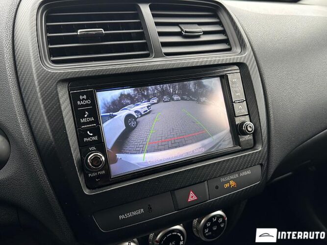 Mitsubishi Outlander Sport 38 interauto-car