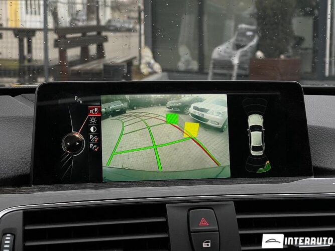 BMW 330E 42 interauto-car