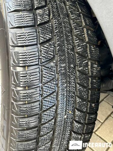 Ford Kuga 41 interauto-car